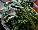 Foto langkah ke 1 dari resep Plecing Kangkung Lombok.