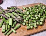 Spárga krémleves spárgás húsgombóccal recept fázis 5 fotója