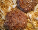 A picture of step 5 of Pasta, Kale and Chorizo Burger.