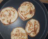 A picture of step 3 of Juicy Malai pan cake.