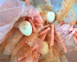 Hình bước làm 3 của món Bánh Tráng Trộn Jambon Sốt Sa Tế
