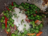Tumis Pedas Leunca Oncom