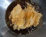 Foto langkah ke 3 dari resep Telur Dadar Gimbal.