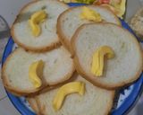 Foto langkah ke 1 dari resep French Toast.