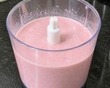 A picture of step 3 of Apple Pomegranate Smoothie.