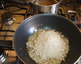 Foto del paso 1 de la receta: Risotto con tacos de bacalao