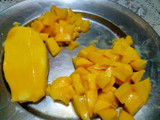 क्रीमी मैंगो फ्रूट कस्टर्ड