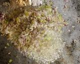 Gambar langkah 2 resipi 22:6:26 - Nasi Impit Goreng Telur.