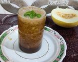 A picture of step 2 of Muskmelon juice.
