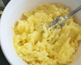 Foto del paso 3 de la receta: Puré de patata con guisantes