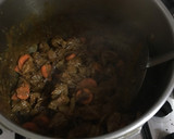 Foto del paso 3 de la receta: Ternera con pasas y ciruelas