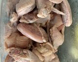 Foto langkah ke 1 dari resep Sayap Ayam Kecap Pedas Manis.