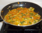 Foto del paso 14 de la receta: Conejo con verduras al horno y gramola