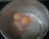 Foto langkah ke 2 dari resep Telur Bumbu Balado.