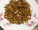 A picture of step 6 of Ghiya (Lauki)ky fry Chilkay.