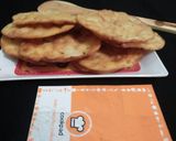 A picture of step 5 of Mathri (poori ya papri).