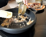 Foto del paso 5 de la receta: Arroz con calamares de lata