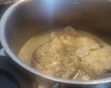 Foto del paso 4 de la receta: Tintorera con almejas en salsa