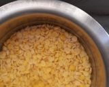 A picture of step 1 of Lehsuni dal palak.