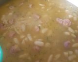 Foto del paso 13 de la receta: Alubias blancas con salchichas frescas en olla rápida