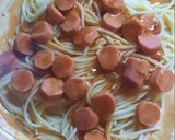 Foto del paso 3 de la receta: Fideos con salsa de salchicha de Viena
