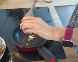 Foto del paso 2 de la receta: Pavo en salsa con arroz y patacones