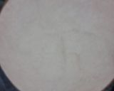 A picture of step 2 of Egg paratha roll.