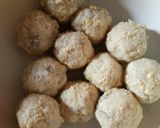 Foto langkah ke 3 dari resep Bakso Kakap Kuah Susu.