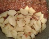 Foto del passaggio 6 della ricetta Spezzatino con patate alla toscana