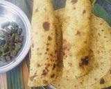 A picture of step 6 of Sabut moong dal ka paratha.