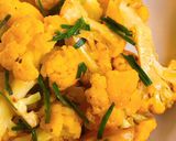 Hình bước làm 2 của món 🌱 Bông Cải Cam Xào Tỏi (Vegan)