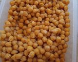 A picture of step 1 of Kurkuray ki Toofani Chaat.