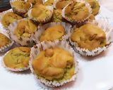 A picture of step 5 of Avocado and Blueberry Muffins Cooked in an Air Fryer.