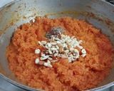 गाजर हलवा (gajar halwa recipe in marathi) रेसिपी स्टेप 3 फोटो 