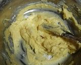Gambar langkah 2 resipi Biskut Marjerin.
