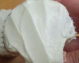 Une image de l'étape 4 de 💀 Muffin fantôme glaçage cream cheese (Halloween).