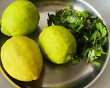 A picture of step 1 of Gondhoraj Lemon Mint Virgin Mojito.