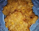 Foto langkah ke 5 dari resep Dadar Jagung eggless praktis tanpa ulek.