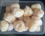 A picture of step 1 of Shakarpara Puri.