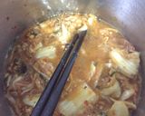 Hình bước làm 3 của món Canh tương đậu (Kongbiji jjigae)