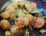 A picture of step 1 of Fried fasting potatoes.