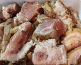 Hình bước làm 1 của món Thịt bắp giò (đùi heo) nấu giả cầy