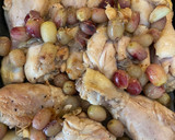 Foto del paso 5 de la receta: Pollo al horno con uvas 🍇