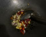 Foto langkah ke 2 dari resep Gulai Ayam Kentang.