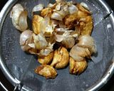 Foto langkah ke 3 dari resep Ayam Goreng Bawang khas Batam.