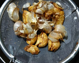 Foto langkah ke 3 dari resep Ayam Goreng Bawang khas Batam.