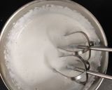 A picture of step 6 of Mini Banoffee Pie.