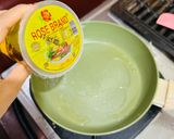 Foto langkah ke 2 dari resep Tumis Sarden Tomat Kemangi.
