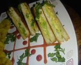 A picture of step 4 of Capsicum Cheesey Tava Toast Sandwich.