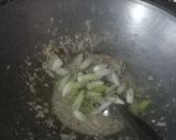 Foto langkah ke 2 dari resep Usus ayam masak kecap.